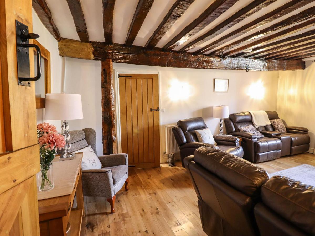 Cwm Yr Afon Mawr Villa คลันเบดเดอ ภายนอก รูปภาพ