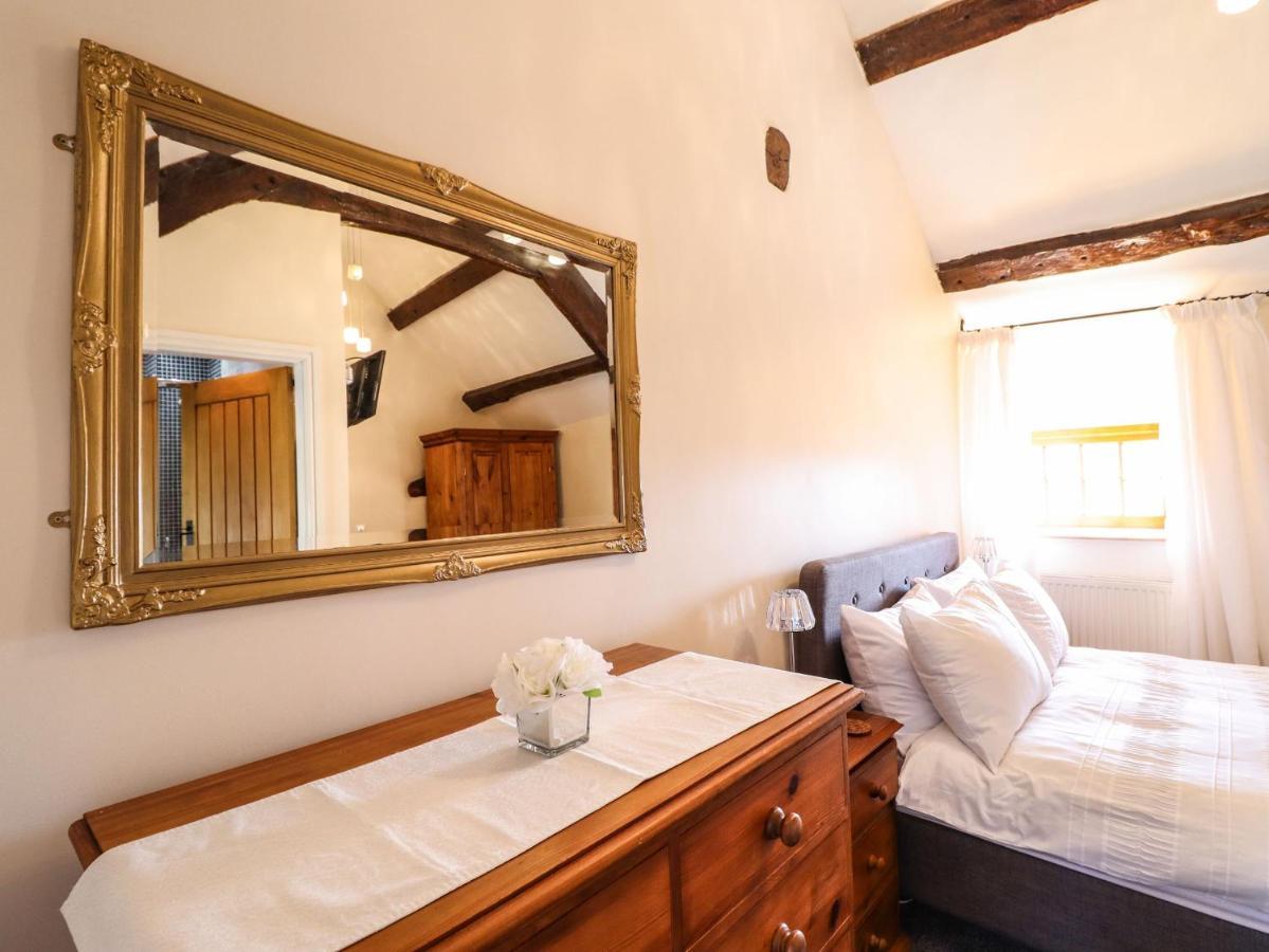Cwm Yr Afon Mawr Villa คลันเบดเดอ ภายนอก รูปภาพ