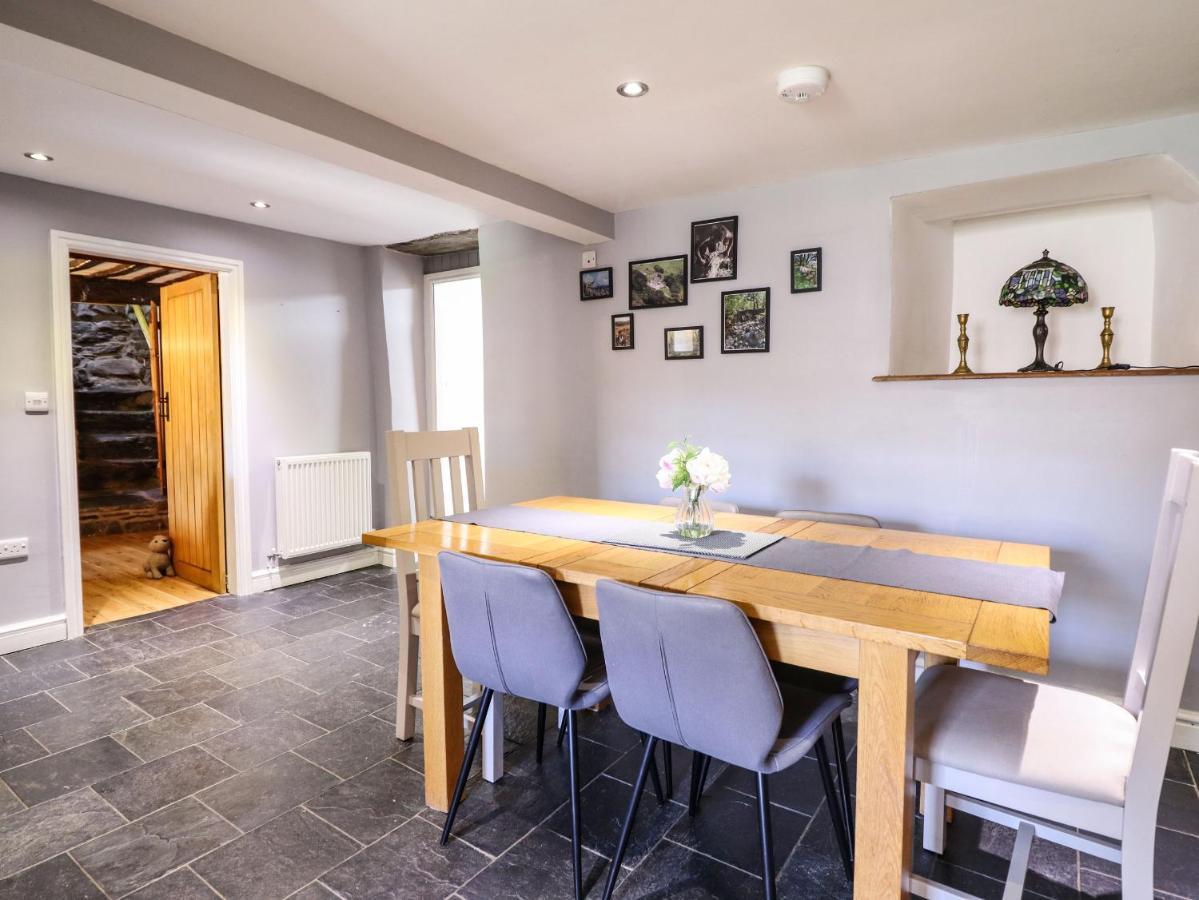 Cwm Yr Afon Mawr Villa คลันเบดเดอ ภายนอก รูปภาพ