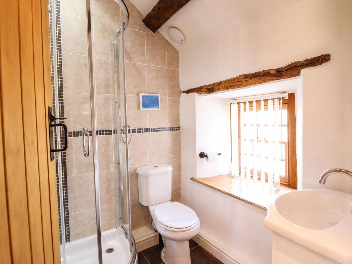Cwm Yr Afon Mawr Villa คลันเบดเดอ ภายนอก รูปภาพ